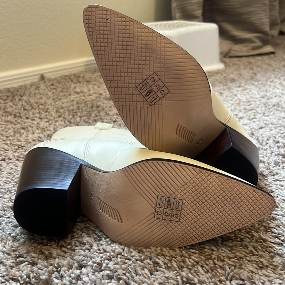 Paige Porter Western Boot - Picture 6 of 7